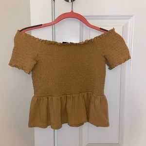 An adorable off-the-shoulder top!